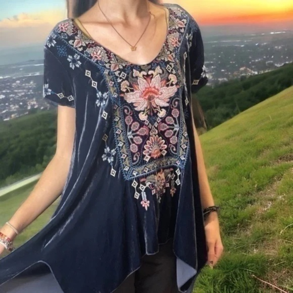 JOHNNY WAS Nidiheavily Embroidered Tunic Navy Blue Women's Top